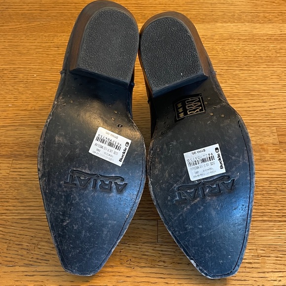 Ariat Hazel Sz 7.5 Women's Distressed Black Ankle Booties - Picture 15 of 16